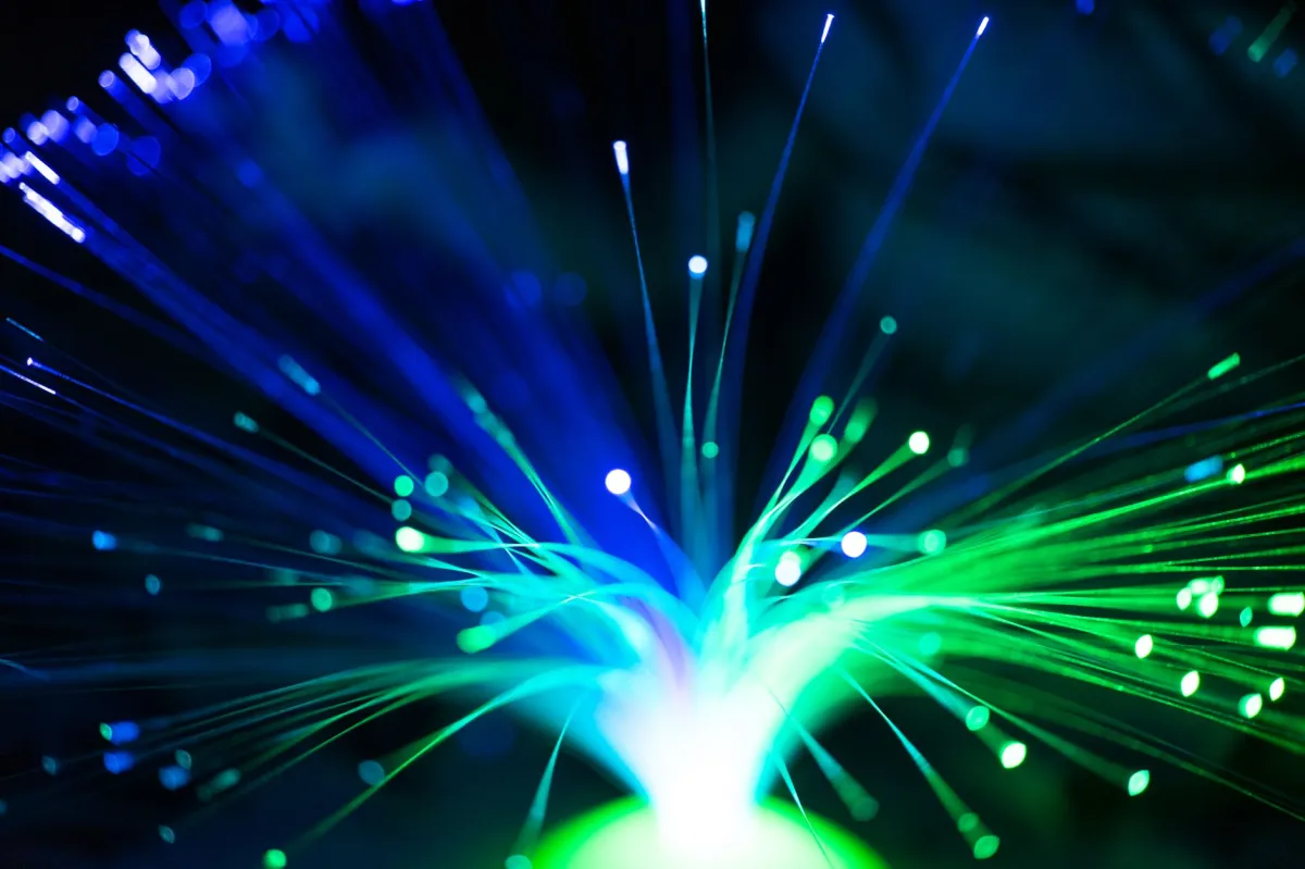 Fiber Internet vs Cable Internet: Complete Comparison Guide (2026)