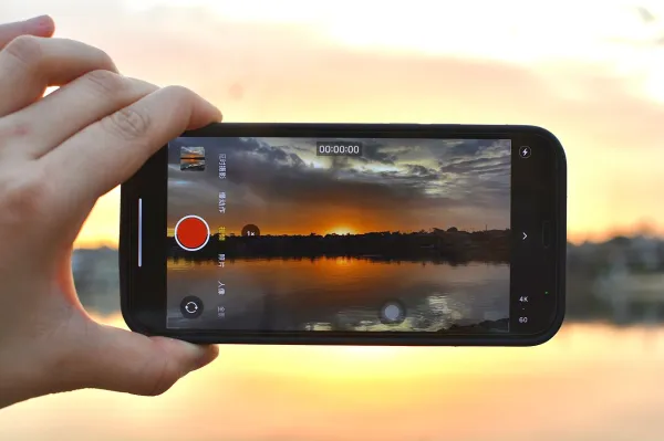 How to Take a Screenshot on Any Device: The Complete Guide