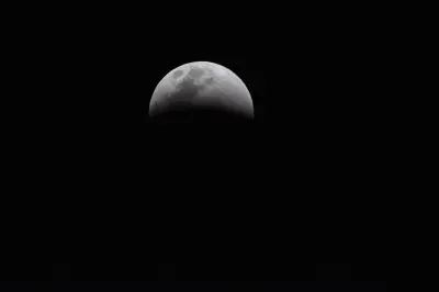 spacex hit moon: 2026 Lunar Impact Explained